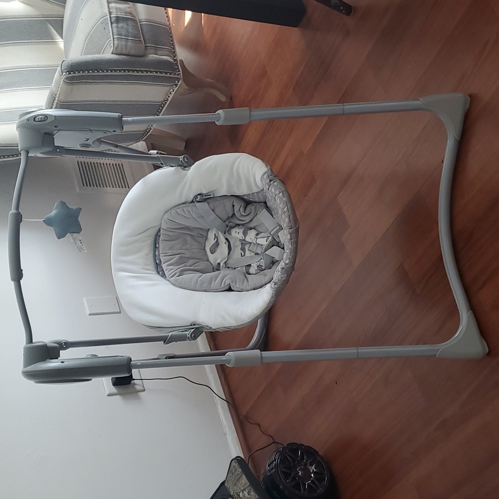 Baby swing